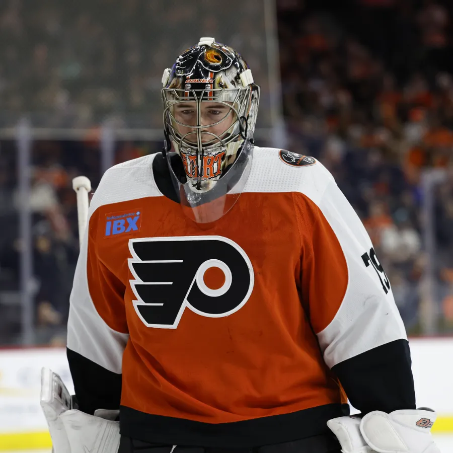 Former Flyers Goalie Carter Hart Could Sign in KHL