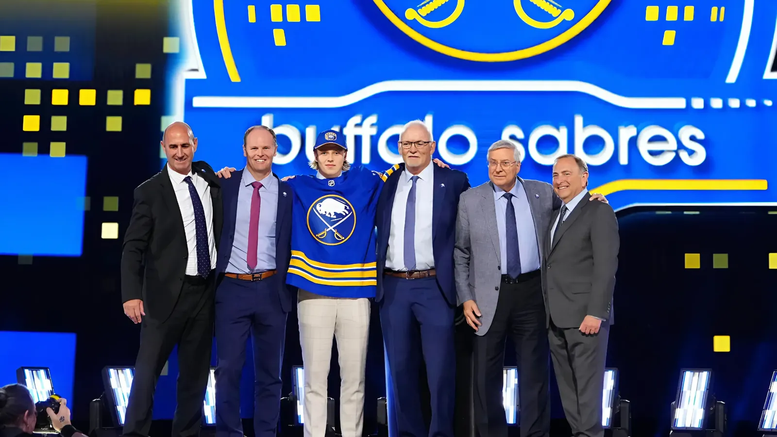 Sabres sign Konsta Helenius to three-year, entry-level contract