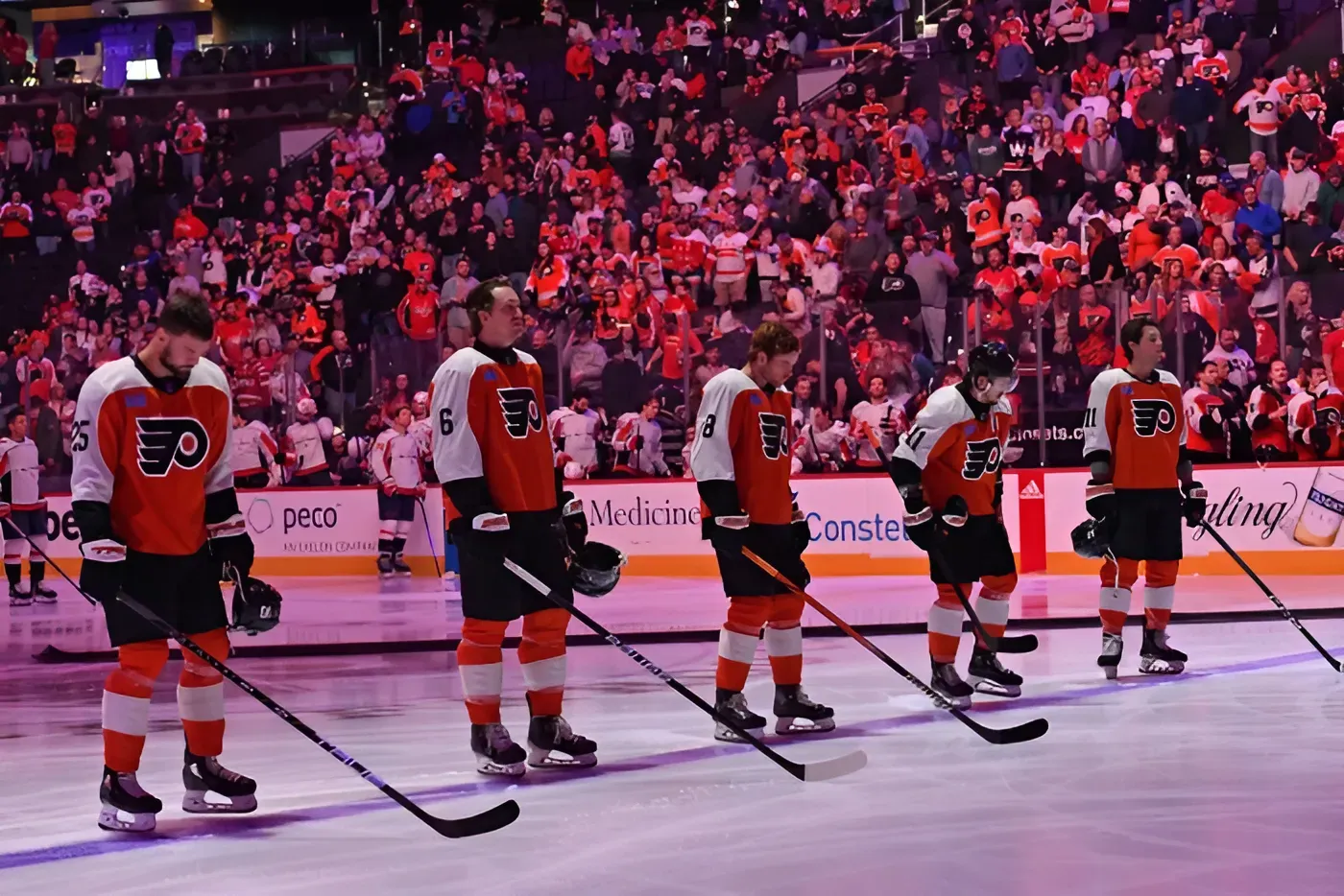 Way Too Early Flyers Opening Night Lines