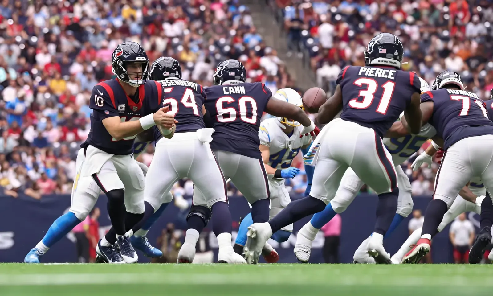 3 potential Texans’ trade candidates entering 2024 training camp