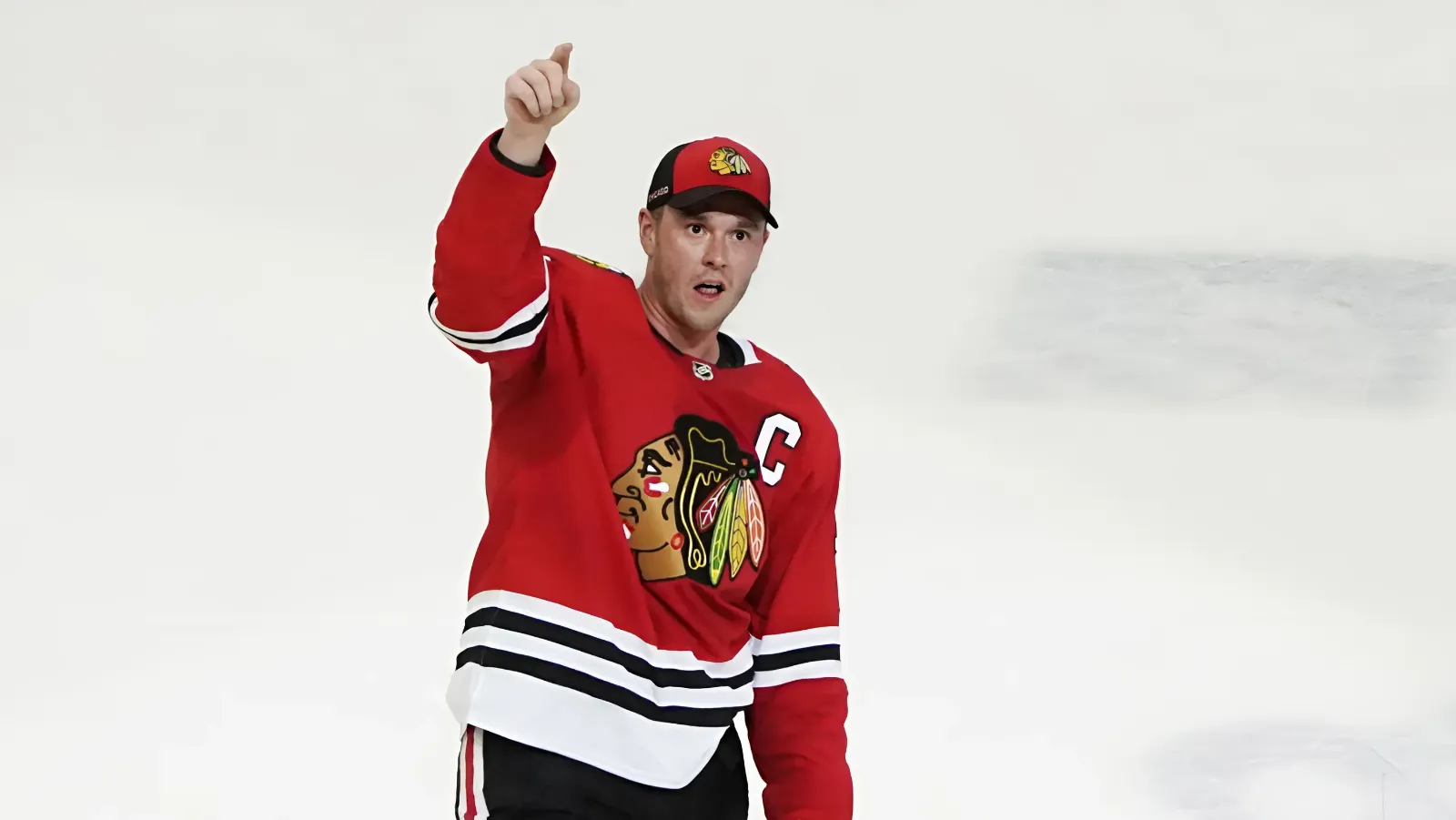 What if Jonathan Toews was a solution for the Canadiens?