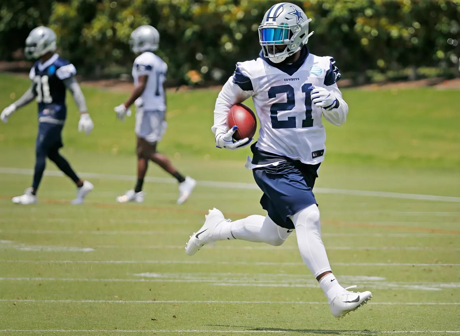 Cowboys could be on the brink of bolstering RB room with recent Super Bowl hero