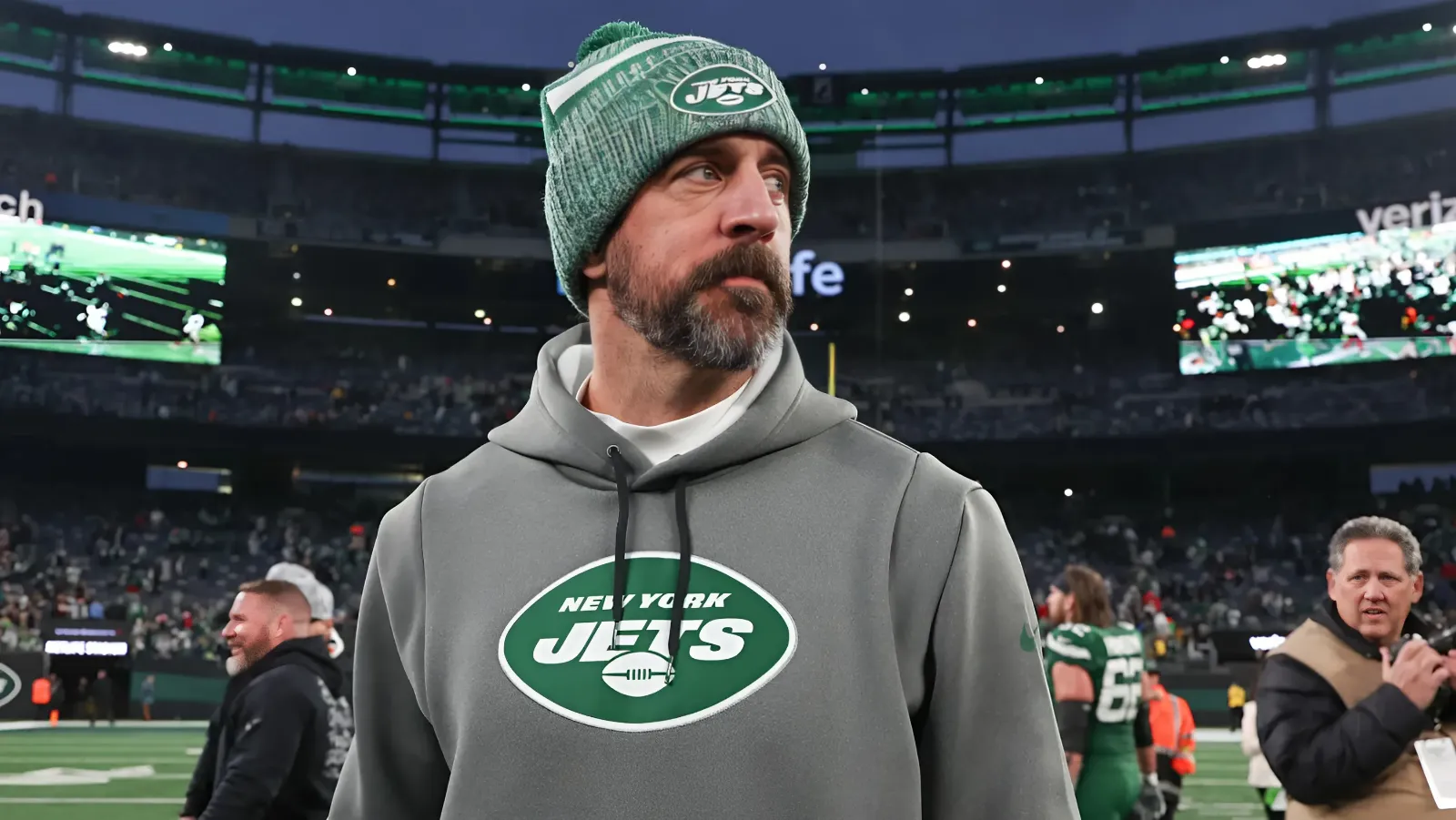 New Jets Wide Receiver Doesn’t Hold Back On QB Aaron Rodgers