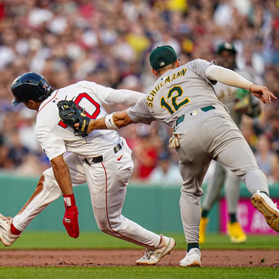 Tаnner Houсk, Red Sox wіn serіes wіtһ sһutout of A's