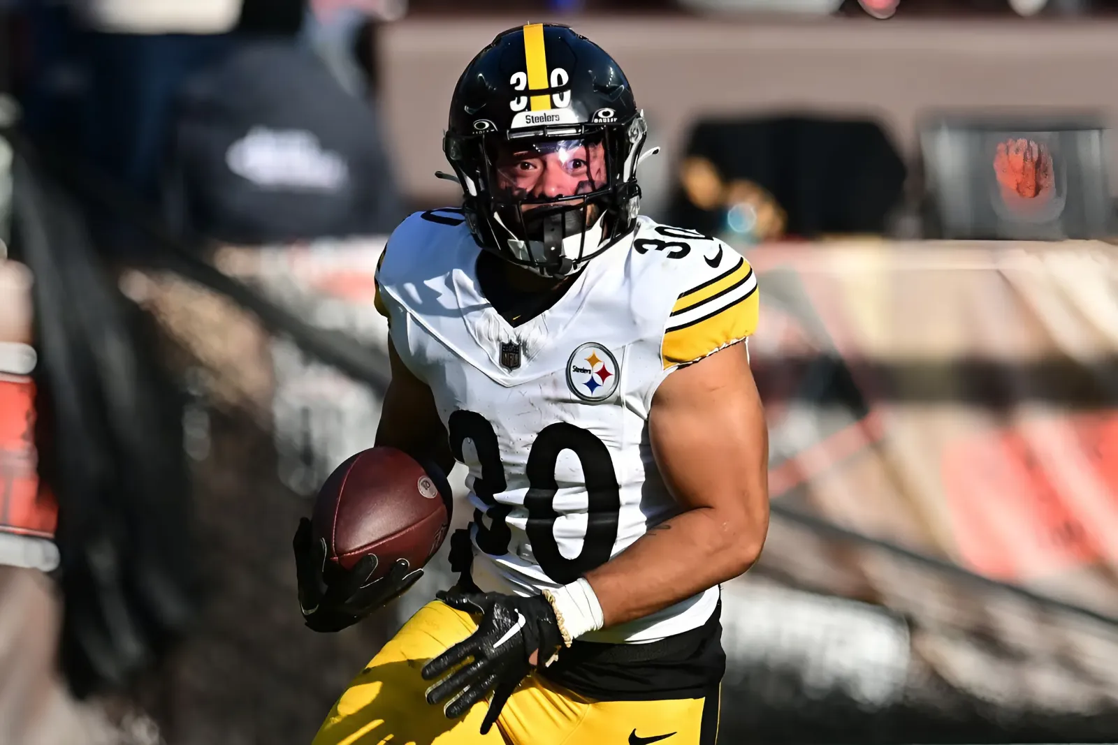 Steelers RB Jaylen Warren is Only Worried About ‘Winning the Super Bowl’