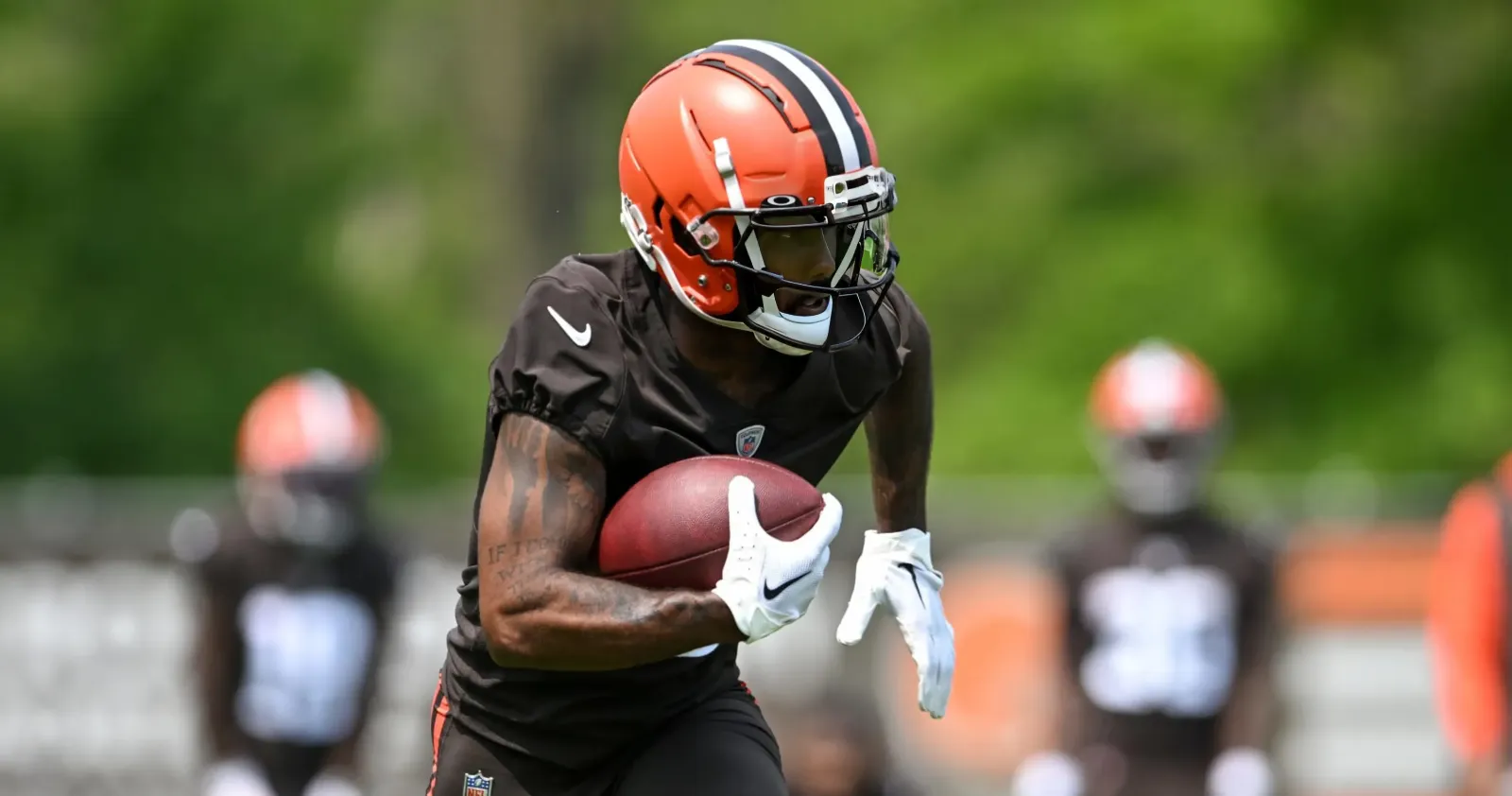 Browns $8.9 Million WR Dubbed Trade Candidate Ahead of Camp