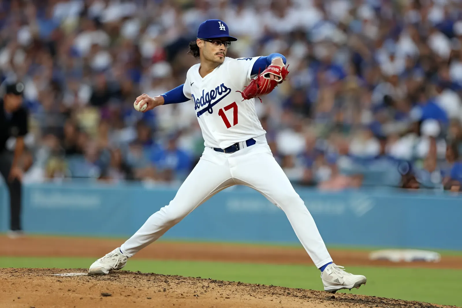 Dodgers’ Joe Kelly Nearing End of Minor League Rehab Assignment