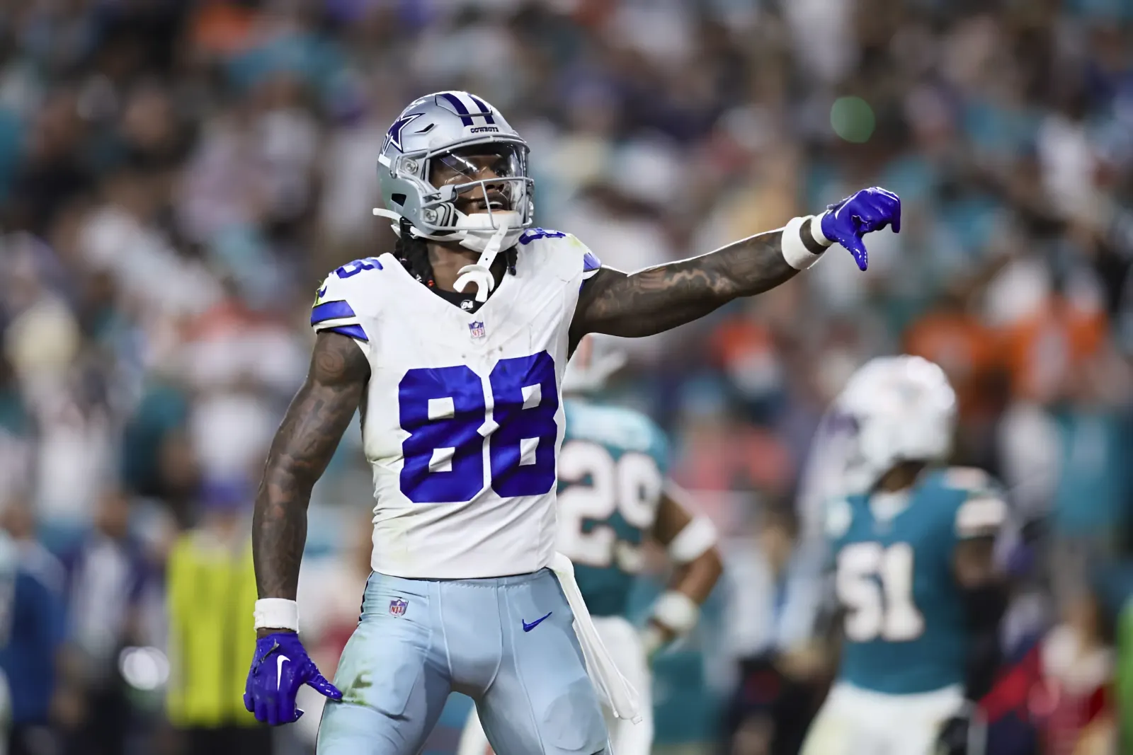 Blockbuster Proposed Trade Sees Cowboys Swap CeeDee Lamb for Rival’s Star WR