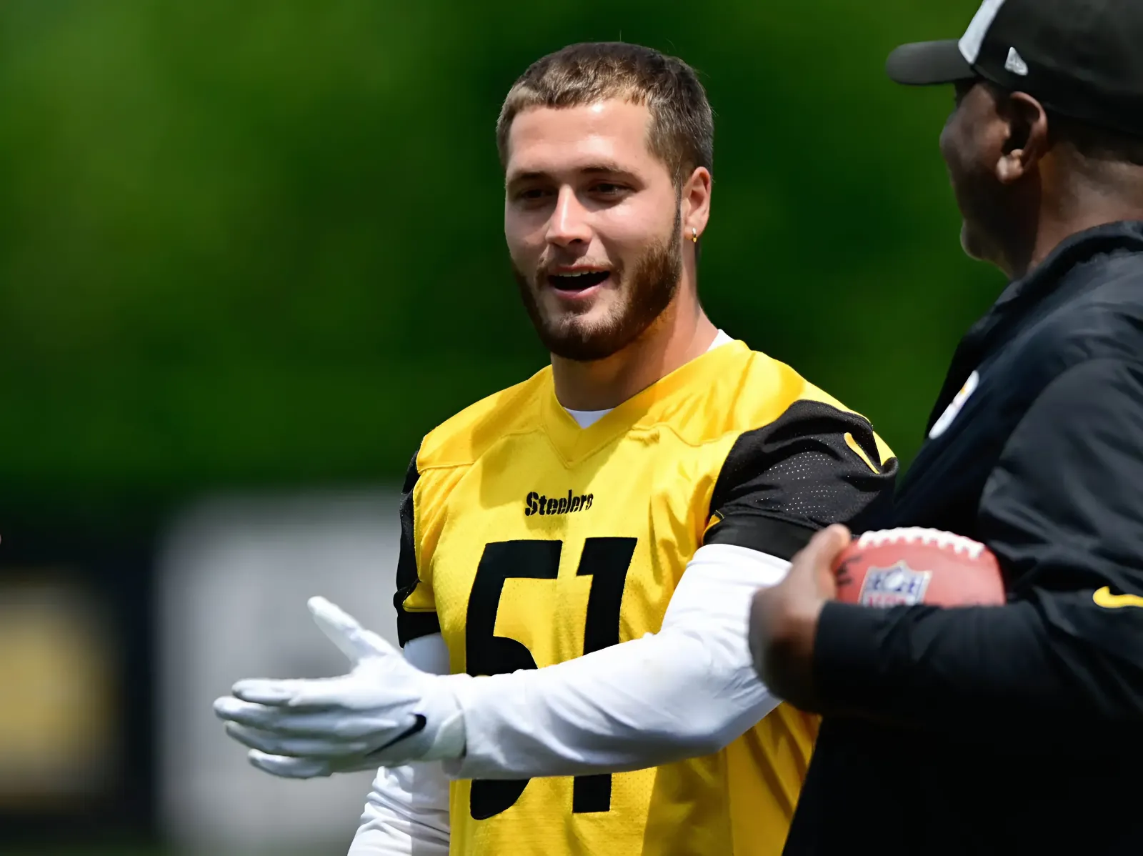 Steelers Setting Up OLB Nick Herbig For Bigger Role in 2024