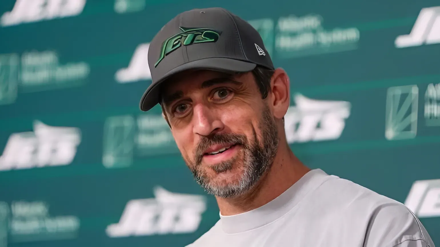 $150 Million QB Drops Jets Free Agency-Aaron Rodgers Bombshell