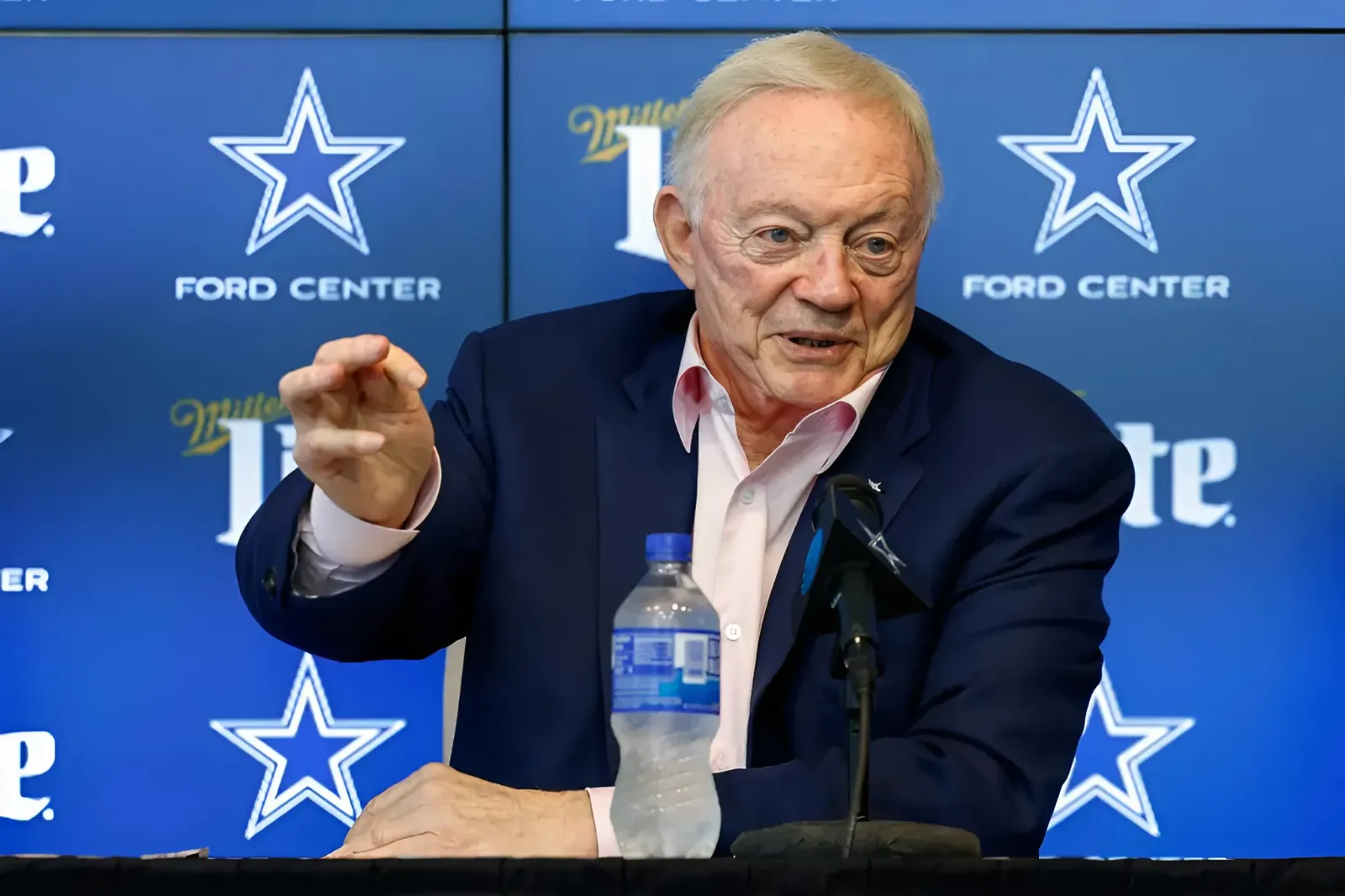 Cowboys Predicted to Reset the Market With $200 Million Contract