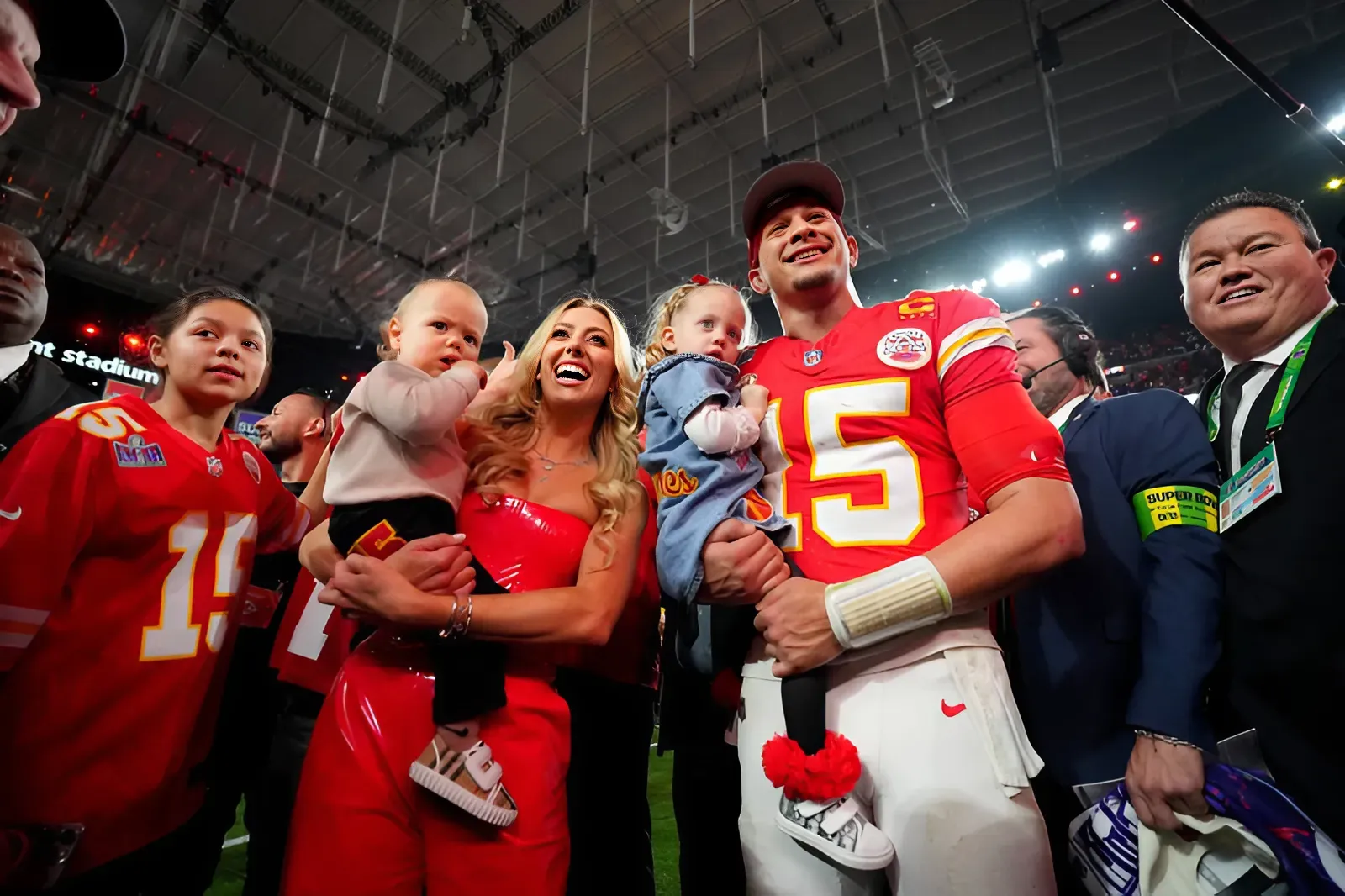 Patrick Mahomes, Wife Brittany Reveal They're Having Daughter in New Instagram Video