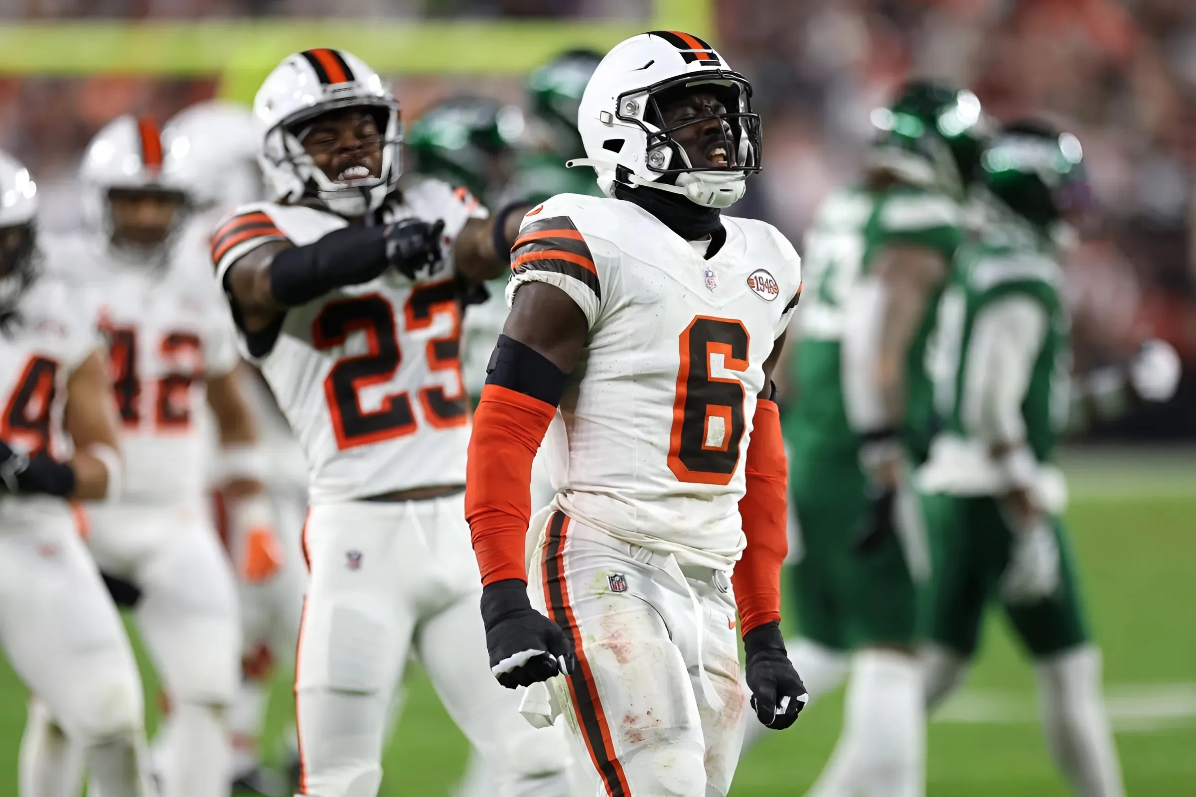 Browns should pay Jeremiah Owusu-Koramoah whatever it takes to keep him in Cleveland