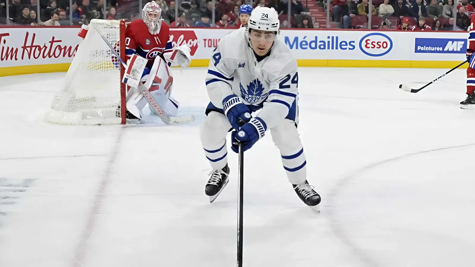 Leafs re-sign F Connor Dewar to 1-year contract