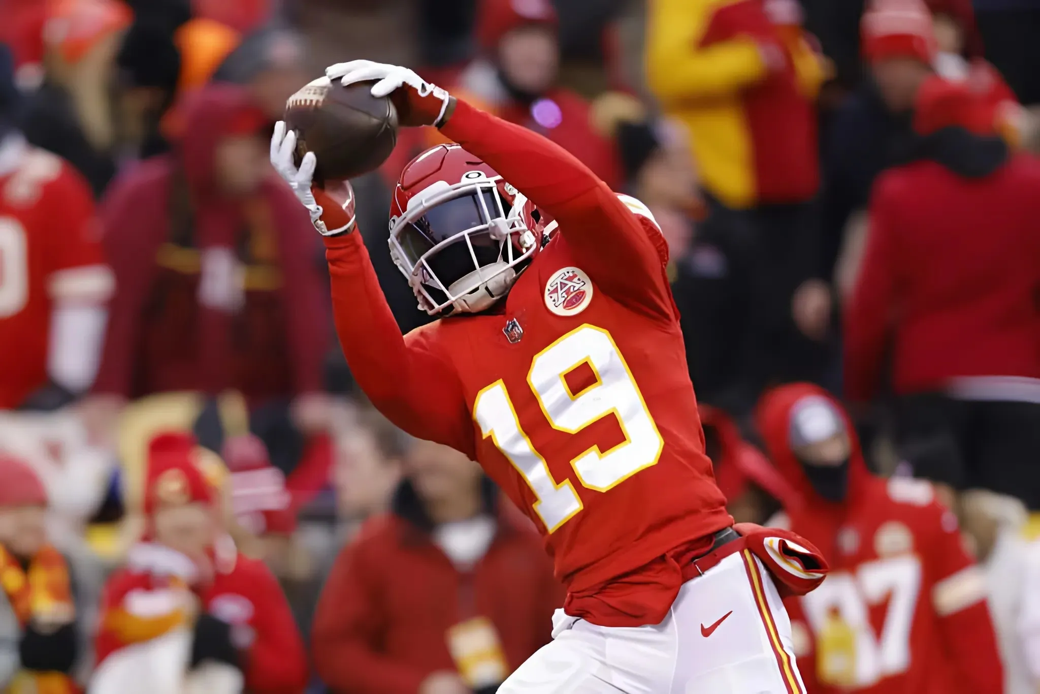 Chiefs WR Gets ‘Laid out’ at Training Camp Practice [Watch]