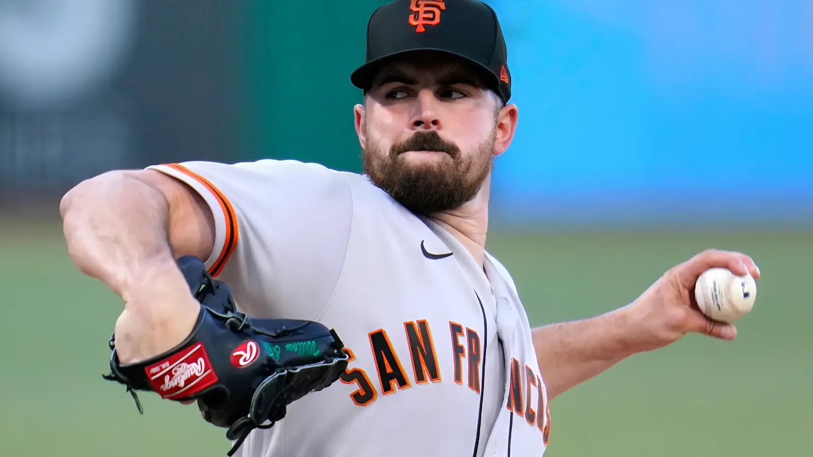 Robbie Ray shines in Giants debut, downs Dodgers