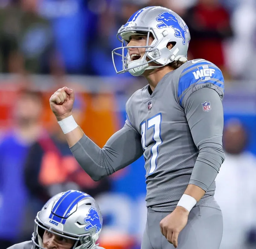 Lions Lose Veteran Kicker to Season-Ending Injury