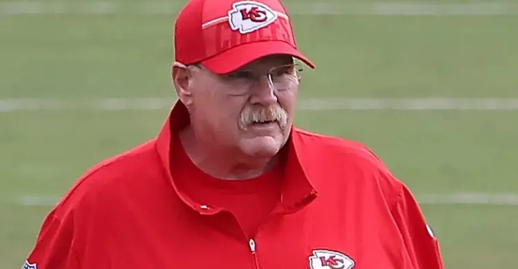 Chiefs Try Position Change for Cut Candidate in Potential ‘Last-Ditch Effort’