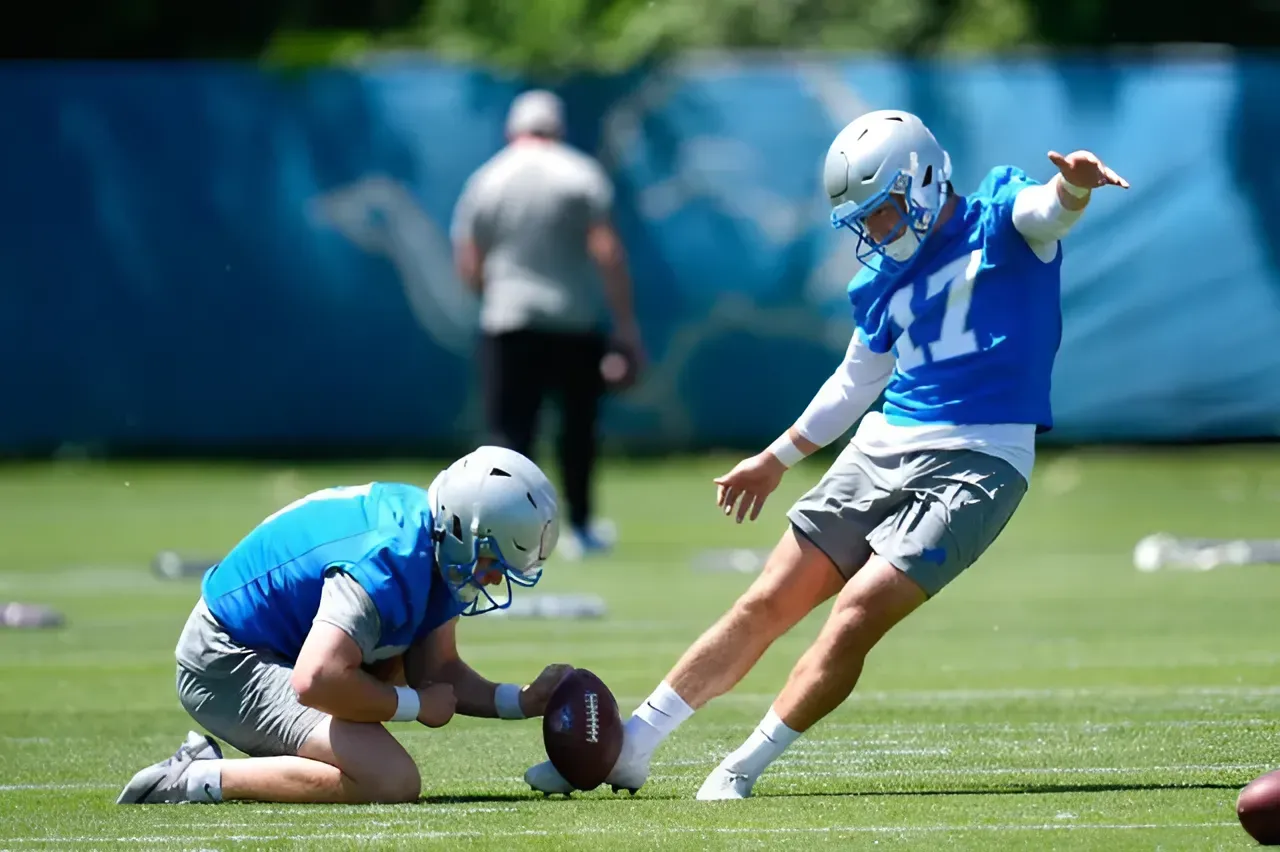 Lions Lose Veteran Kicker to Season-Ending Injury