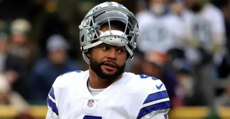 Cowboys Issue Challenge to Dak Prescott After Jordan Love Contract