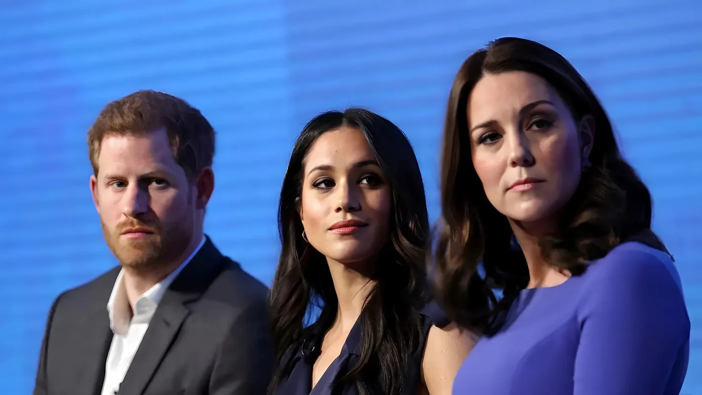 Meghan Markle's 'taken aback' moment 'sparked rift' with Kate Middleton and Prince William liennhi