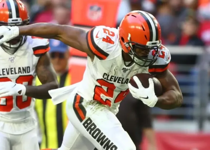 Cleveland Browns Get New Massive Update on Nick Chubb's Health