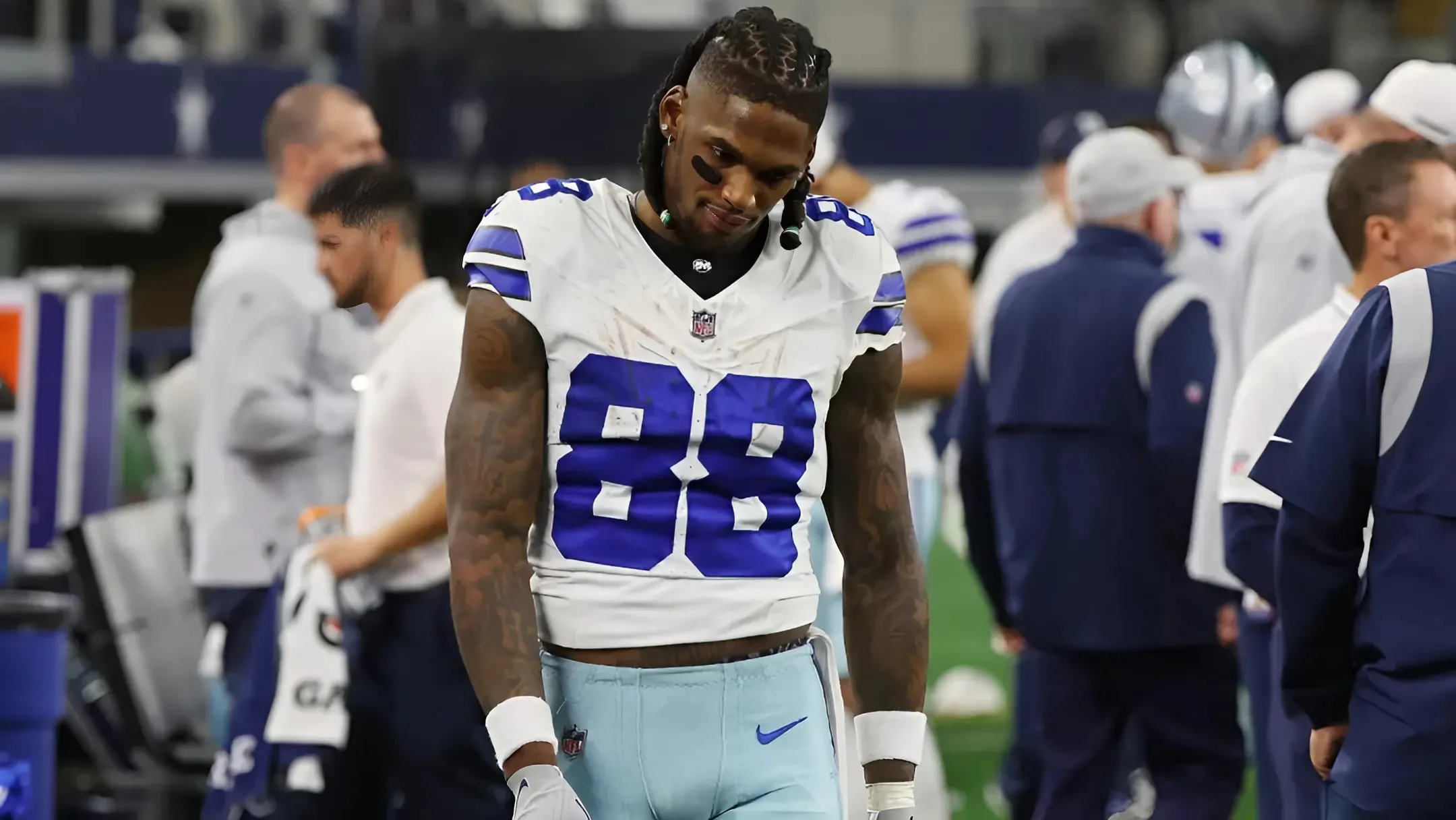 Cowboys sign most underwhelming WRs possible amid CeeDee Lamb holdout