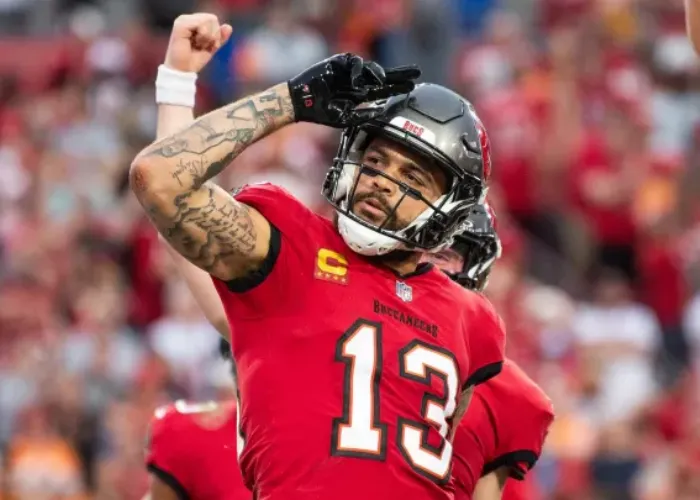 “Fat” Mike Evans Learned A Lesson