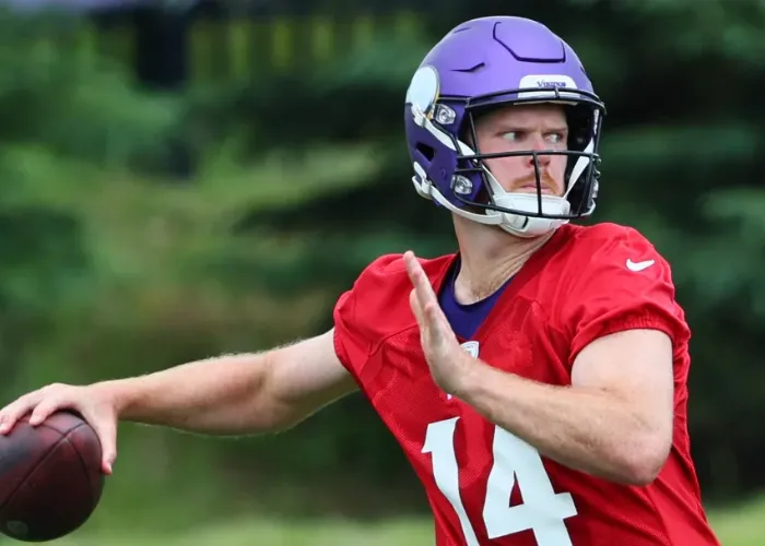 Former NY Jets QB Sam Darnold lighting it up at Vikings training camp