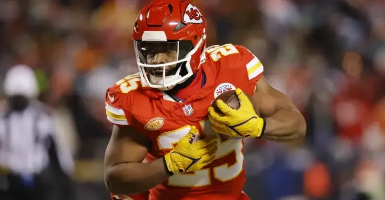 Chiefs RB Reveals ‘Very Overwhelming’ Struggle With PTSD