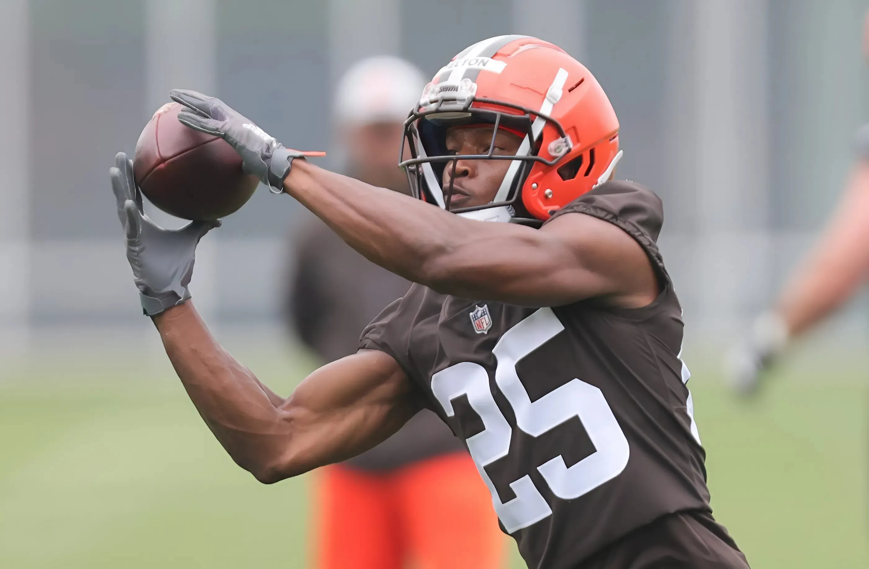 NFL News: Bears Sign Ex-Browns RB, Make Crafty Roster Move With Rookie