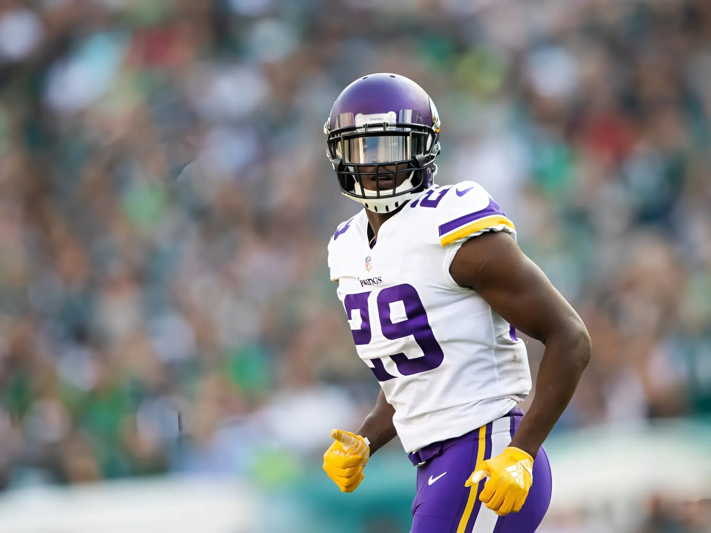 Xavier Rhodes Declares He’ll Be “Back in Purple Soon”