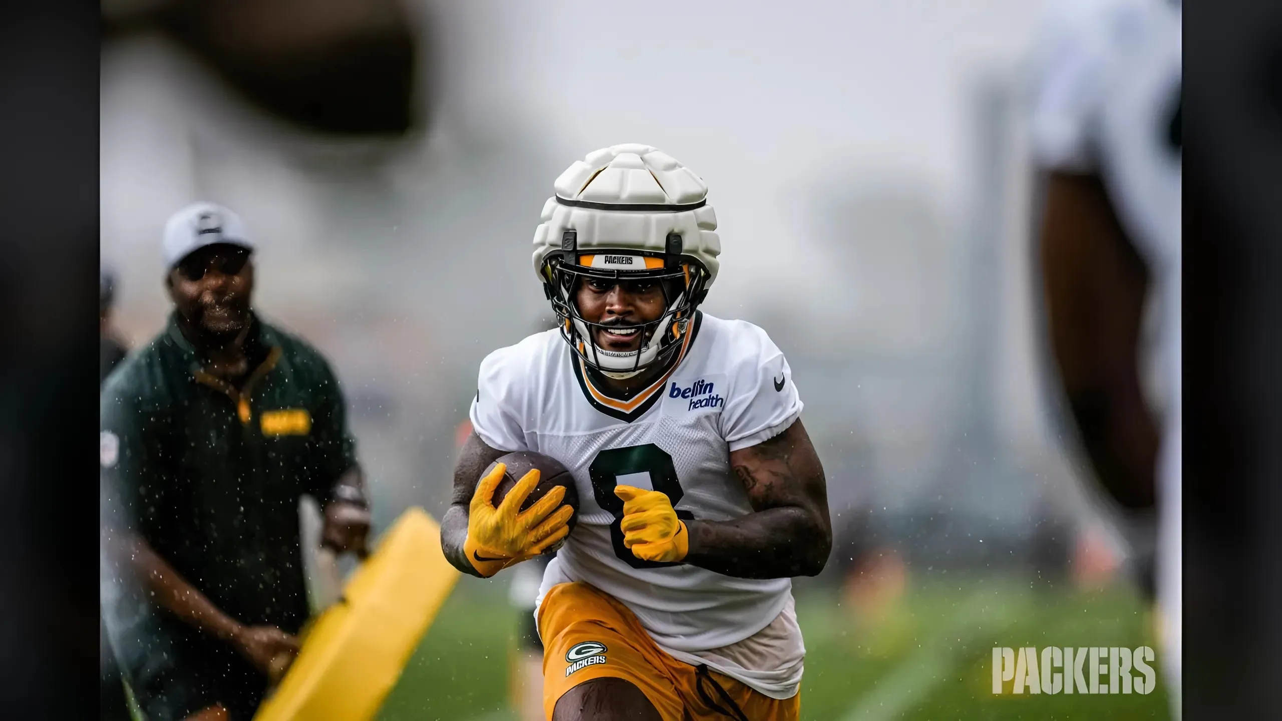 RB Josh Jacobs turned down more lucrative offers to join Packers