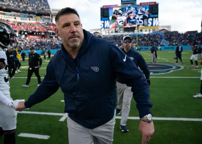 Akron native Mike Vrabel sees Browns opportunity as chance to 'learn myself along the way'