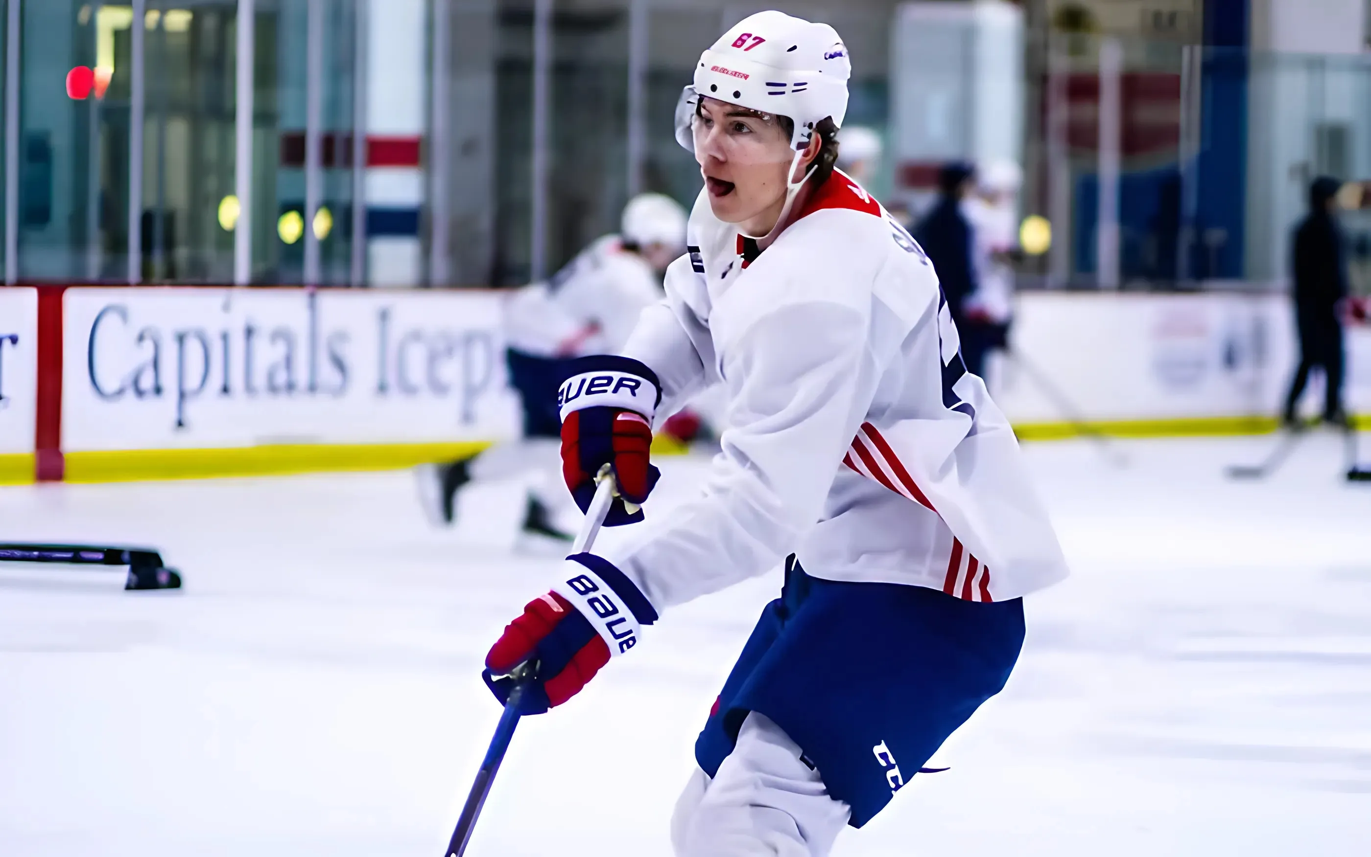 Standing At 6-foot-7 & Carrying His Father's Name, Miroslav Satan Jr. Welcomes The Pressure As He Writes His Own Story With The Capitals trucc