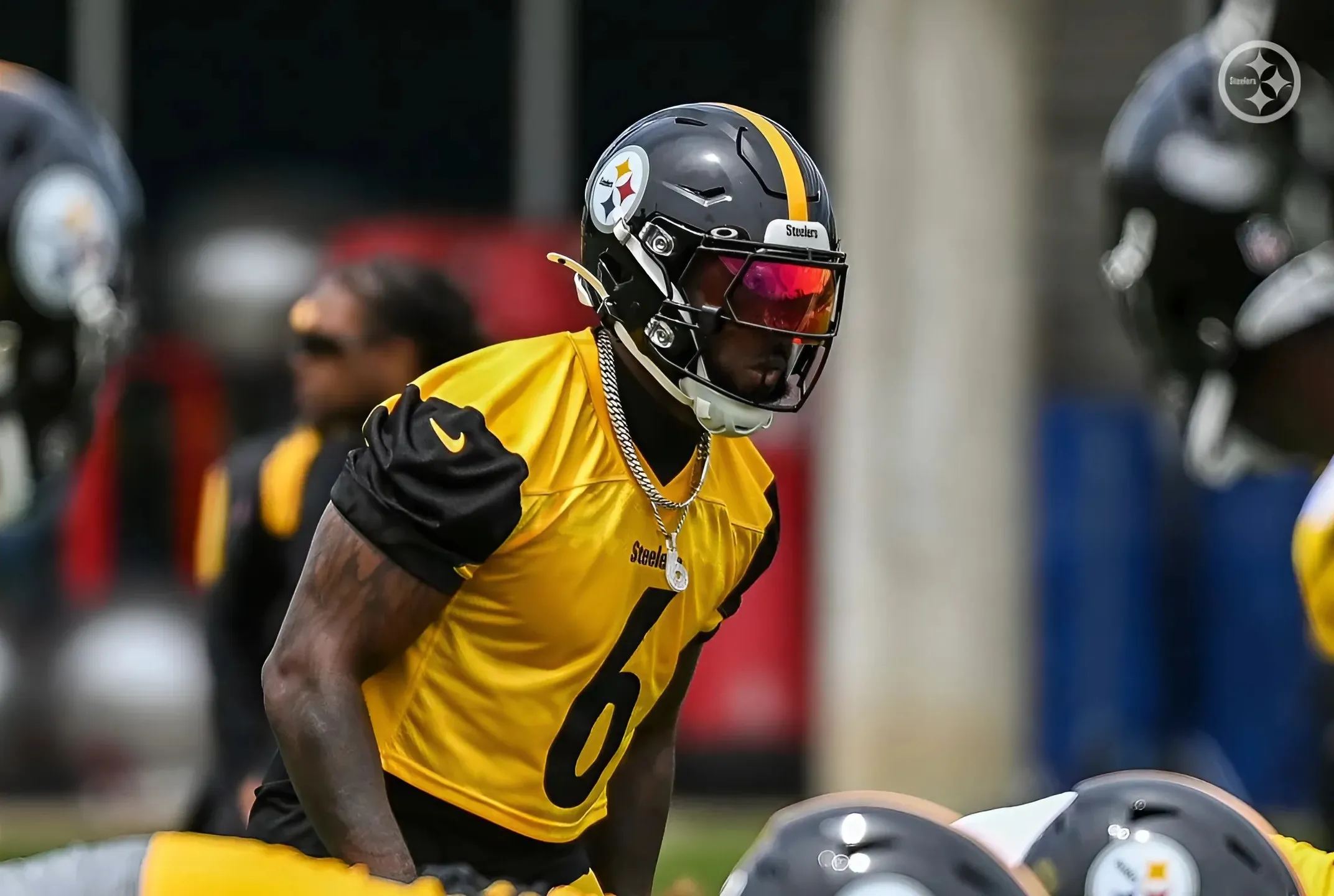 Steelers’ Patrick Queen “Started Getting In People’s Faces” During Intense Practice