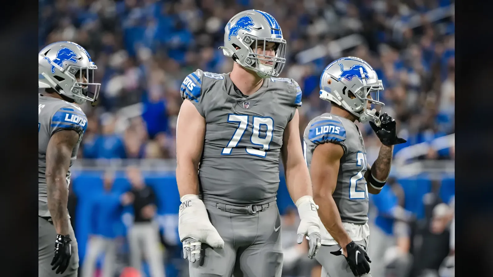 Lions DE John Cominsky out indefinitely due to MCL injury