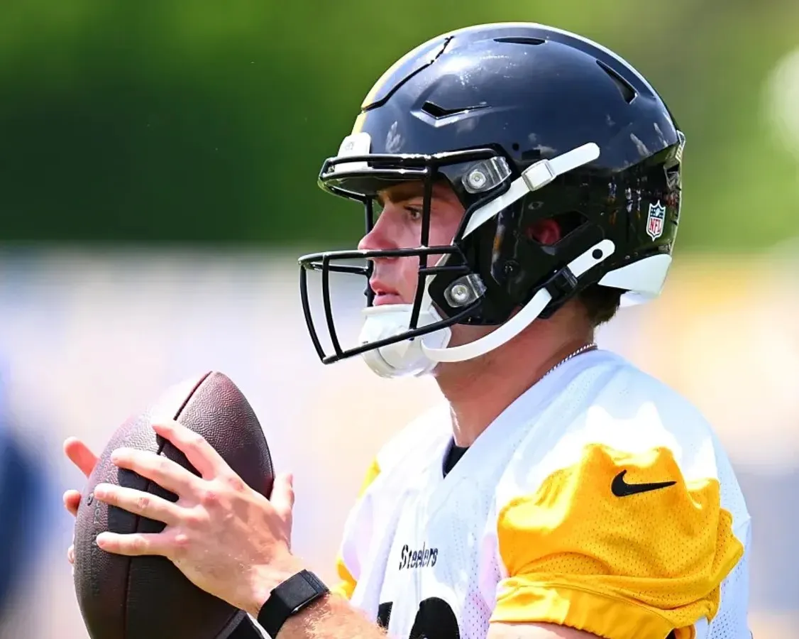 Steelers' Rookie John Rhys Plumlee Shines In New Position