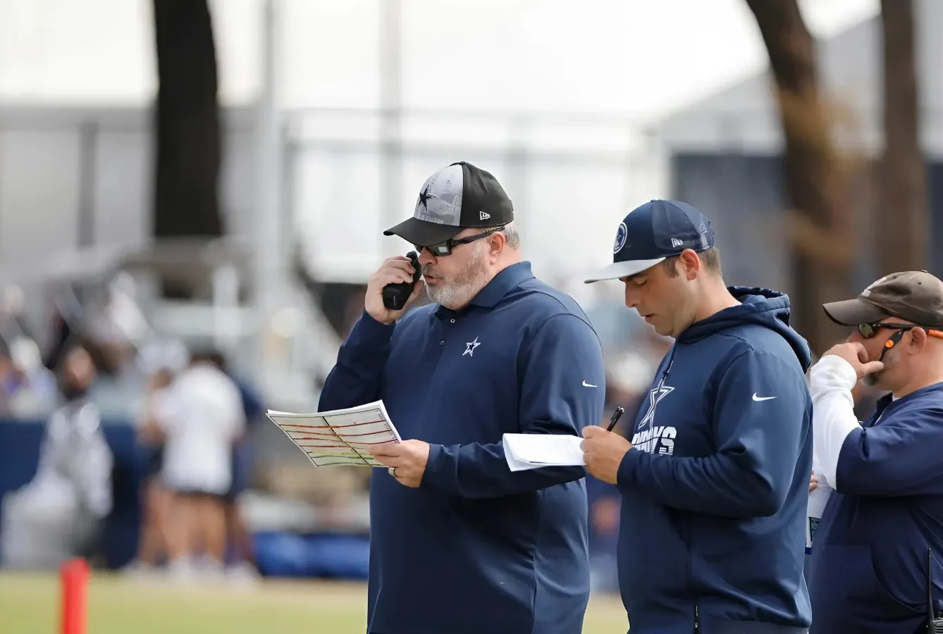 The Dallas Cowboys And Pittsburgh Steelers Suddenly Drawing Trade Talks
