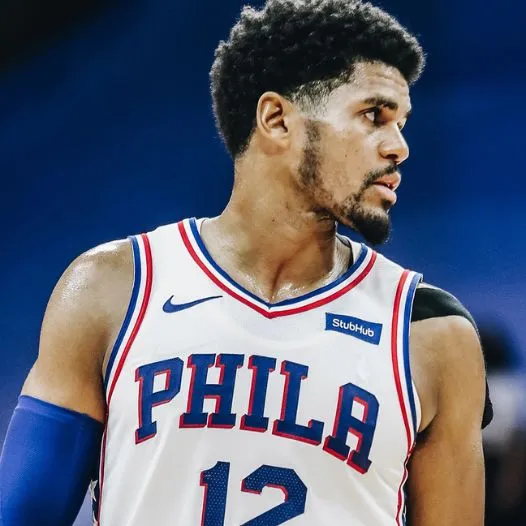 Re-introducing 76ers fans to the best backup center in the Embiid era