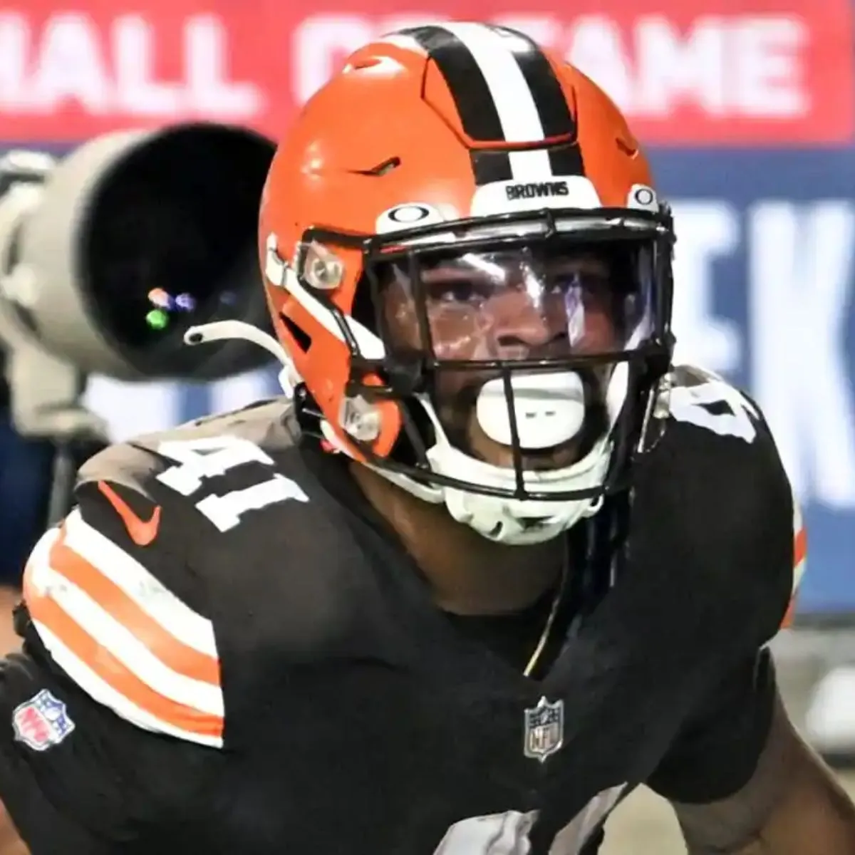 Recently Released Browns Running Back Joins Rival Ravens