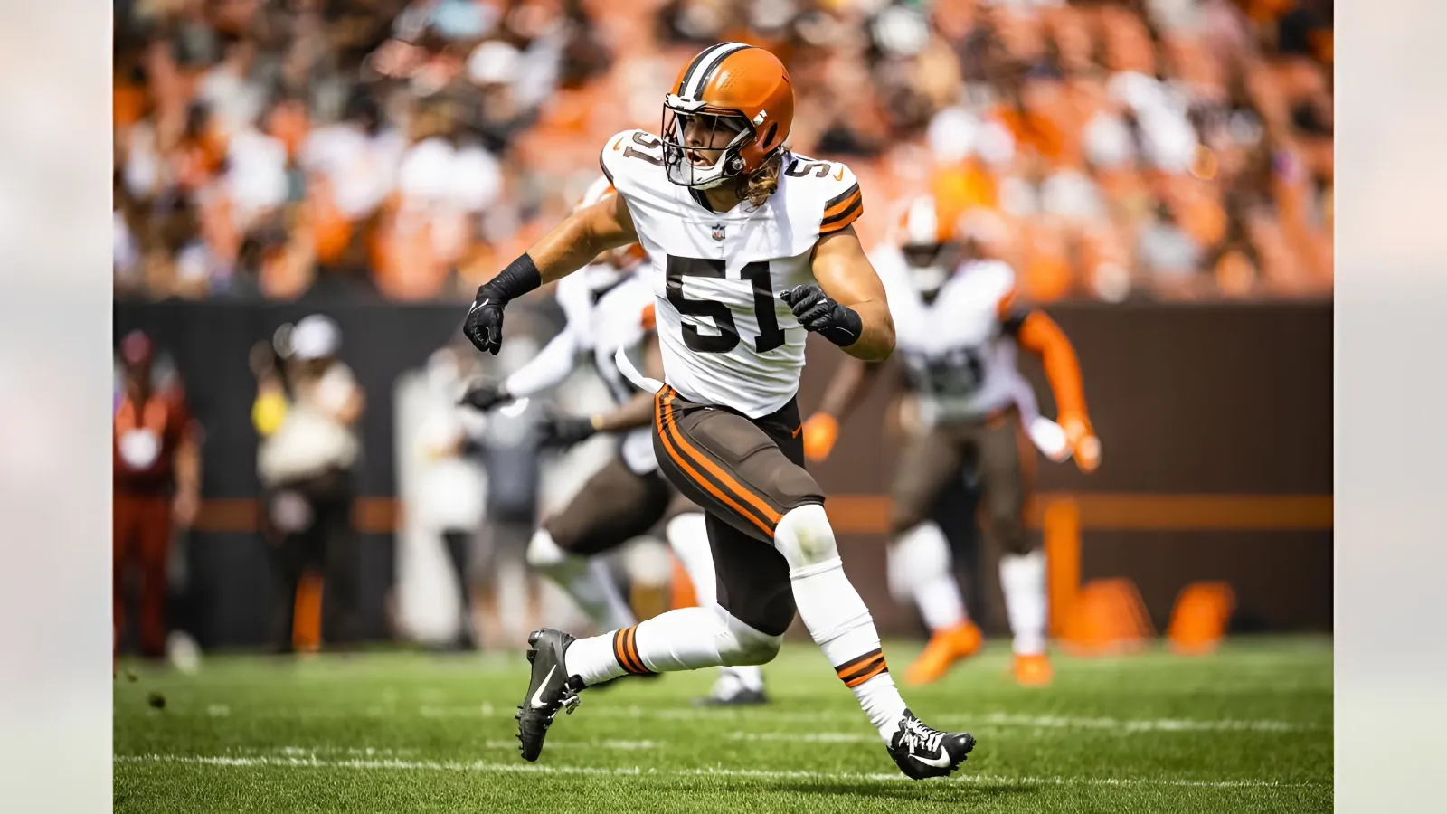 Vikings Replace Injured Jabril Cox With Former Browns LB, Standout Specialist-copy