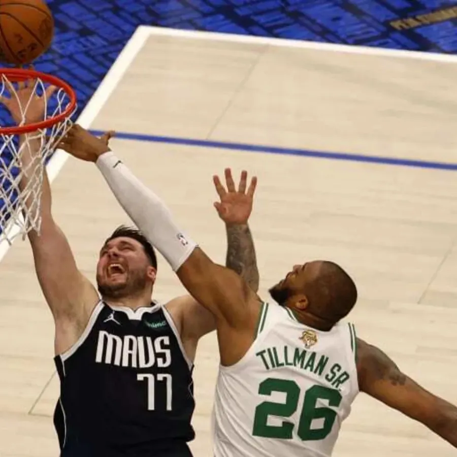 Celtics Center Delivers Fiery Message about Boston's Title Defense