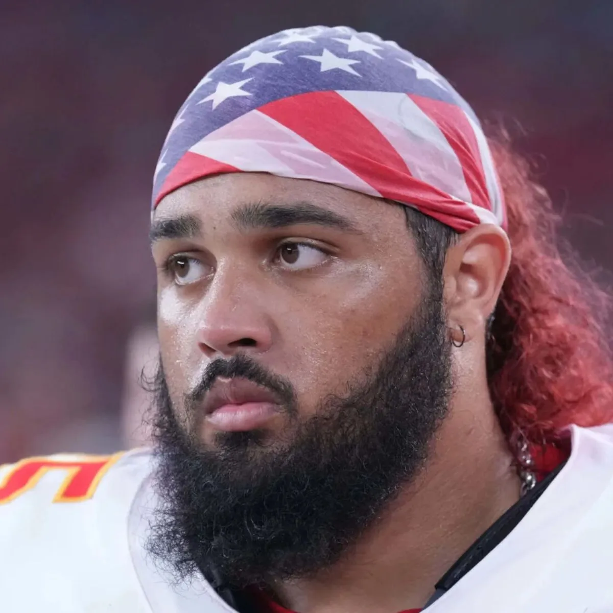 Eagles Offensive Lineman Plays Iron Man: "You Have To Earn It At This Time Of Year"
