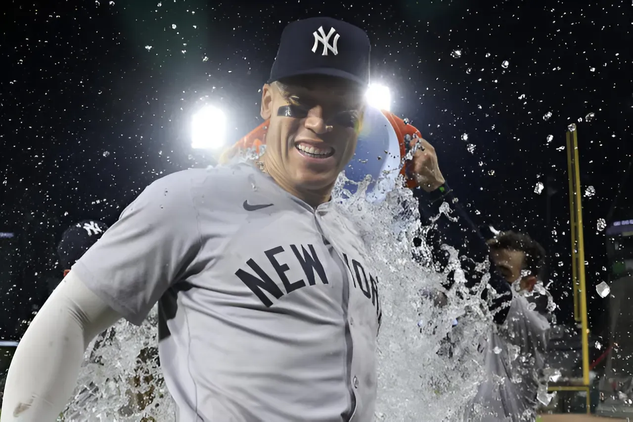 Aaron Judge becomes fastest player to 300 homers in Yankees' 10-2 win over White Sox
