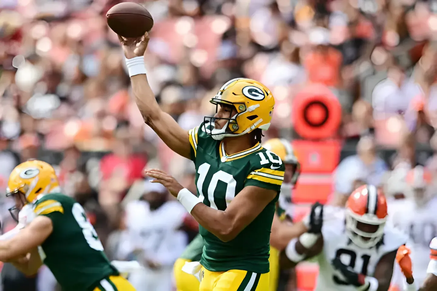 Packers: 2 Time Super Bowl Champion Suddenly Sky Rocketing As Favorite To Join Team Packers: 2 Time Super Bowl Champion Suddenly Sky Rocketing As Favorite To Join Team