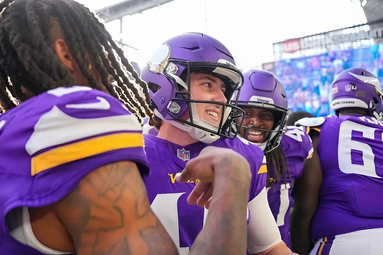 Vikings rookie Will Reichard gets reality check on first kick