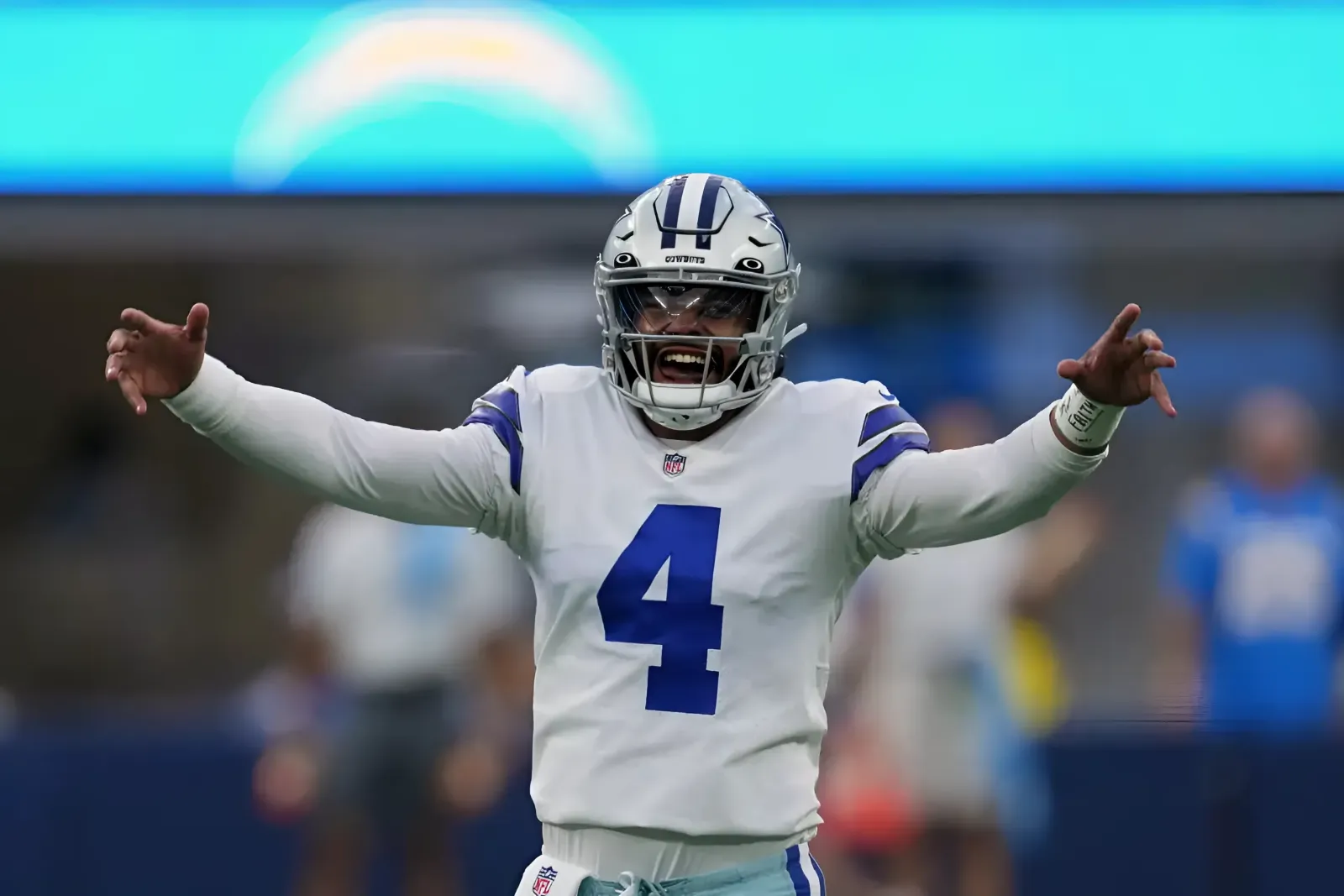 Dallas Cowboys Fans React To Massive Dak Prescott Contract Update (Report)