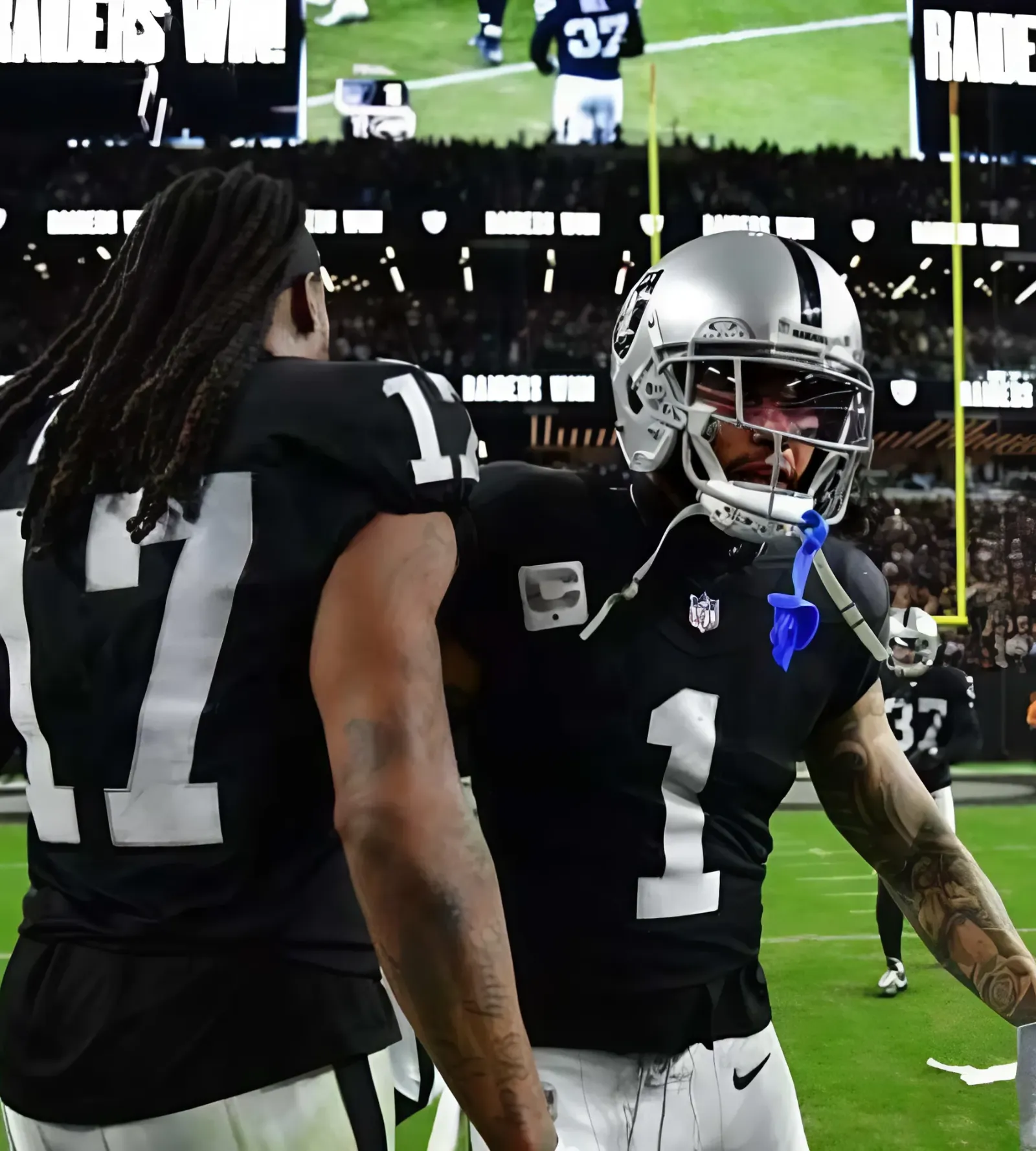 Raiders S Marcus Epps Continues to Lead by Example