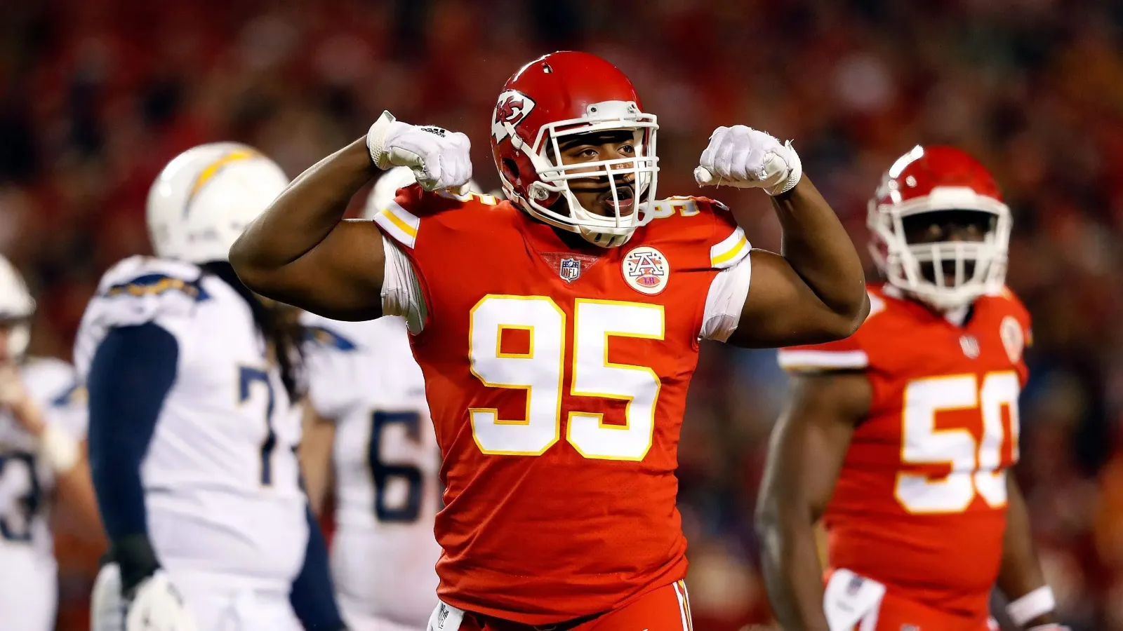 NFL Kansas City Chiefs star offers to pay $1.5 million to cover stolen chicken wings, under one condition